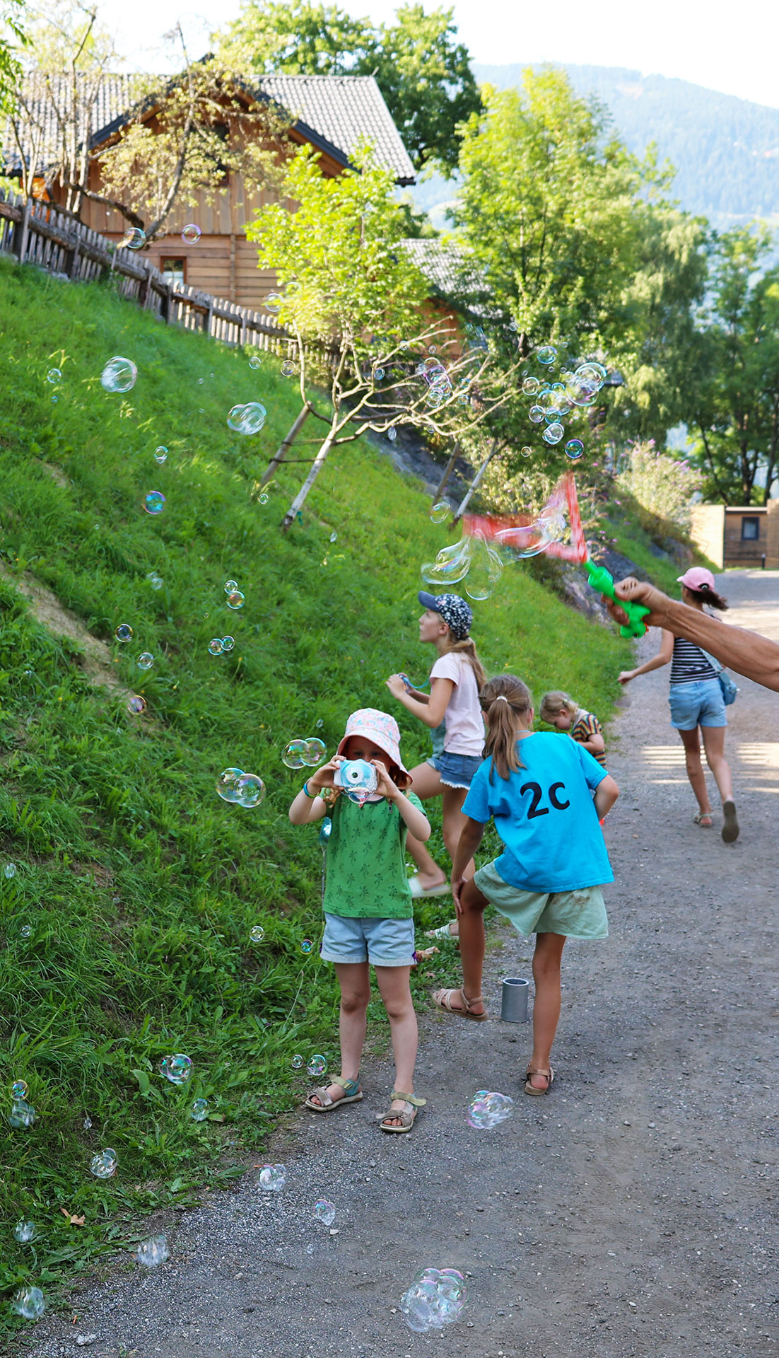 Kinder lernen Fotografie